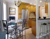 Dining and Snack Bar Seating