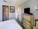 En Suite Bath and TV